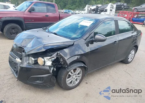 2014 Chevrolet Sonic Lt Auto z USA, uszkodzony, nr VIN 1G1JC5SB3E4240188